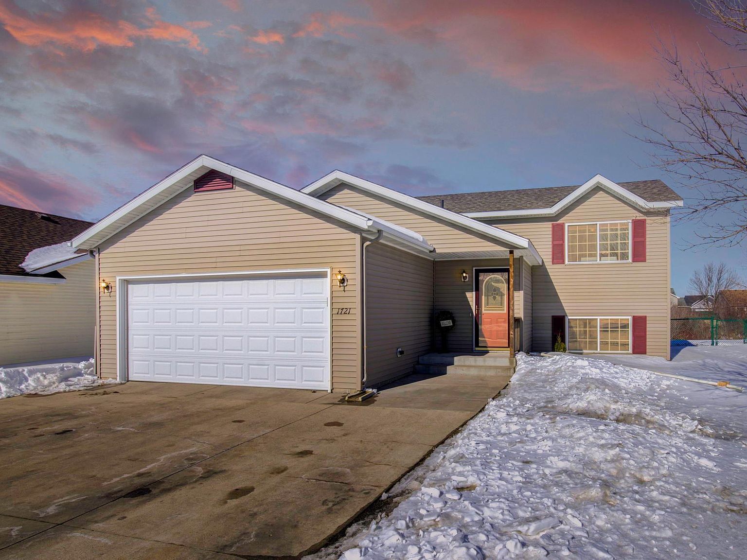 1721 Peach Dr NE, Sauk Rapids, MN 56379 Zillow