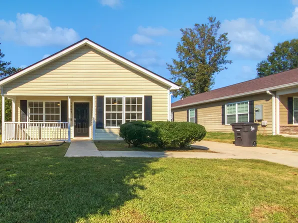 5667 Chrys St, Powder Springs, GA 30127