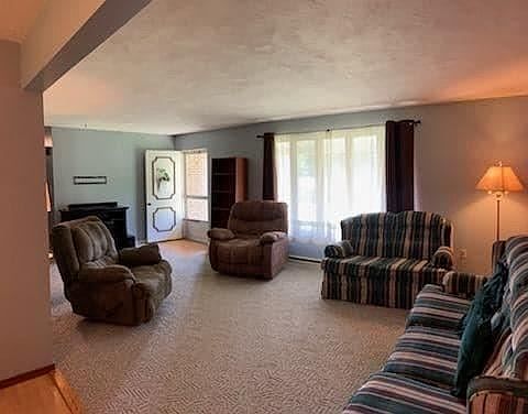4th image of 801 2nd Ave