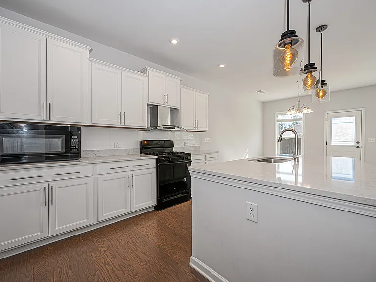 5599 Wheeler Ridge Rd — Photo 20