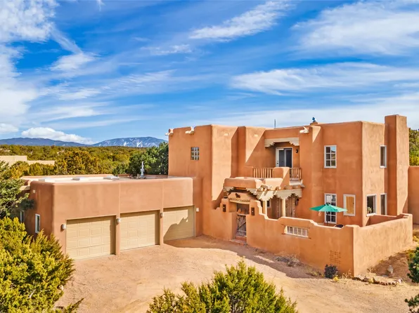 3128 Vista Sandia, Santa Fe, NM 87506