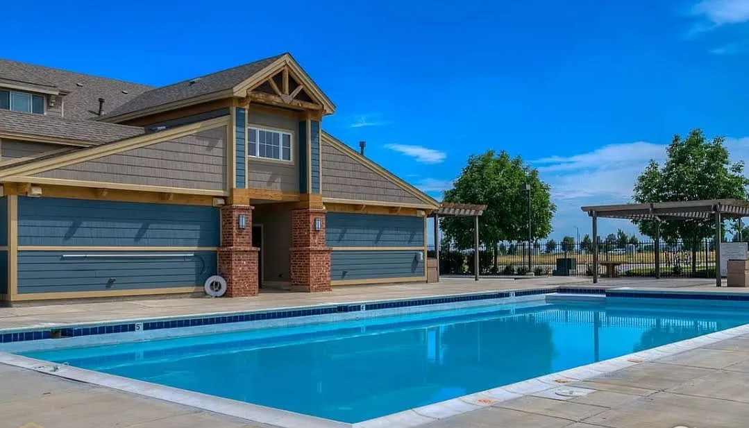 2 bed, 1029 sqft, $1,700 — Photo 3