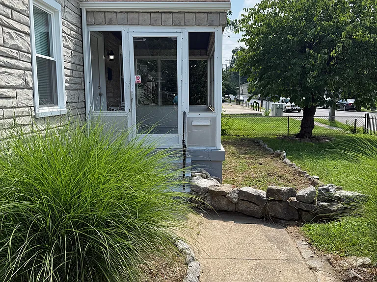 531 W Evelyn Ave — Photo 3