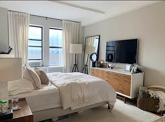 Rented by Rita S Citrin, LREB