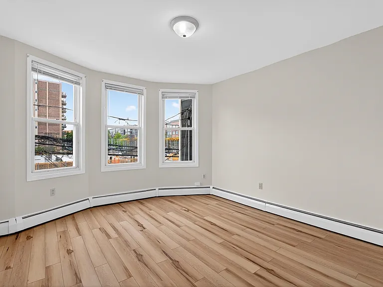 48 E 19th St #3 — Photo 12