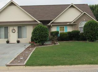 100 Summerchase Pkwy, Calera, AL 35040
