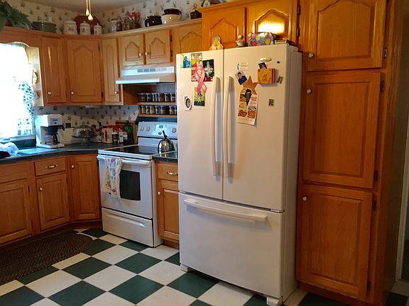 5th image of 203 Church St