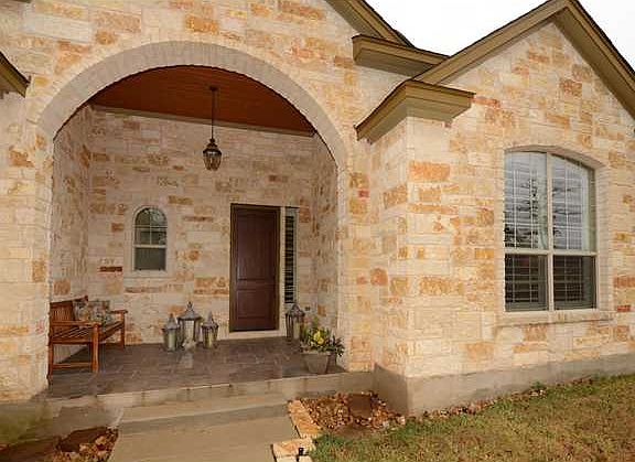 3rd image of 153 Eight Oaks Dr