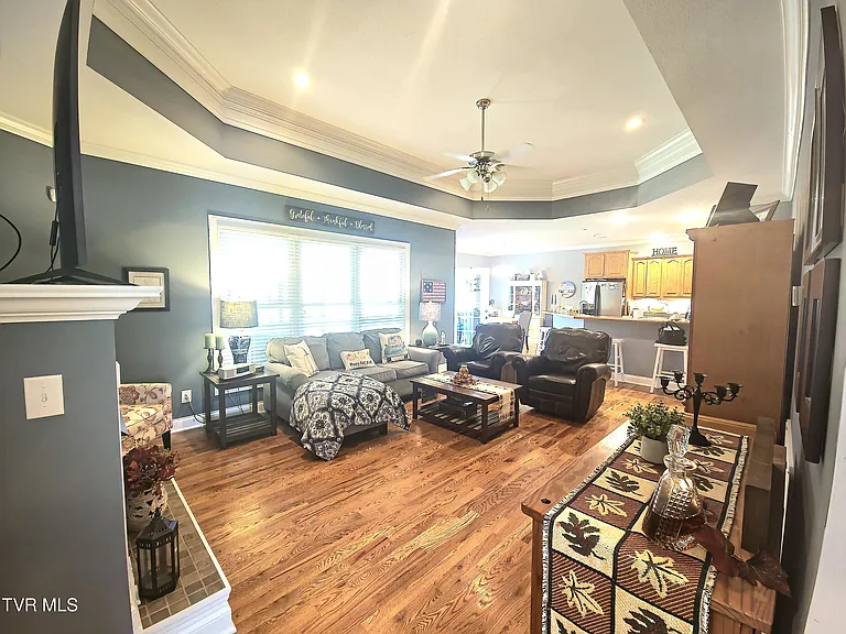 153 Sugar Plum Ln — Photo 10