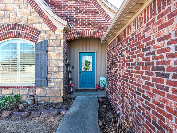 3rd image of 3903 W Owl Creek Pl