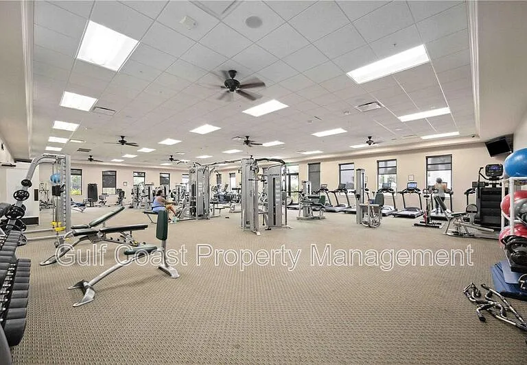 10485 Crooked Creek Dr — Photo 38