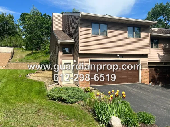 2355 Springside Dr E, Maplewood, MN 55119