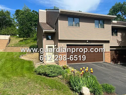 2355 Springside Dr E Photo 1