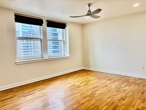 5th image of 111 S 15th St Penthouse P206