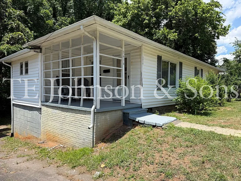 3616 Harvard Rd — Photo 28