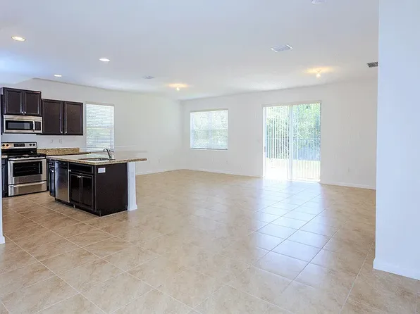 2159 SE 1st St, Homestead, FL 33033