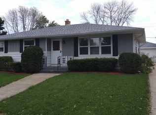 1463 18th Ave, Kenosha, WI 53140