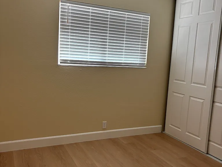 1132 Santa Barbara Way — Photo 18