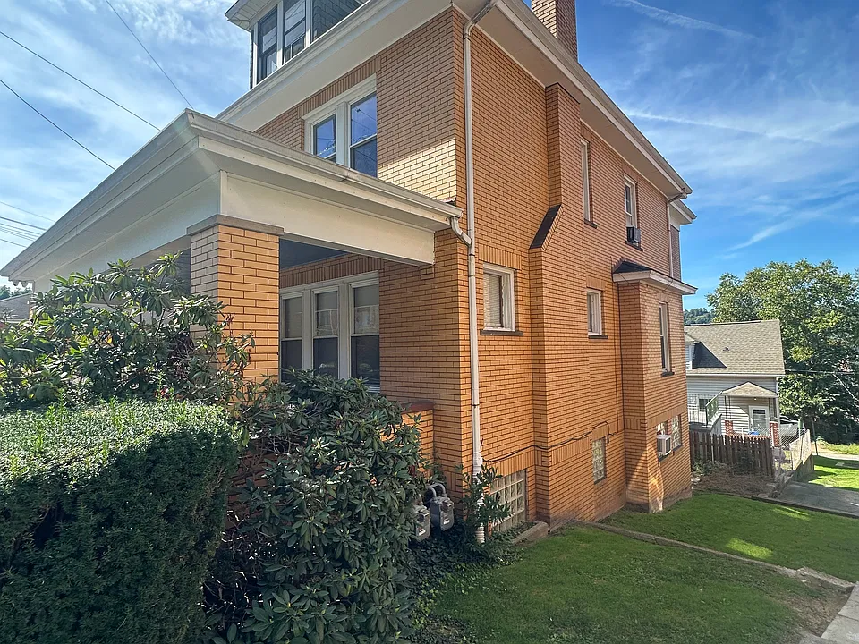601 Pine St #3
