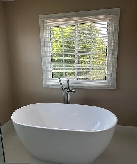 1811 Fallbrook Ln — Photo 21