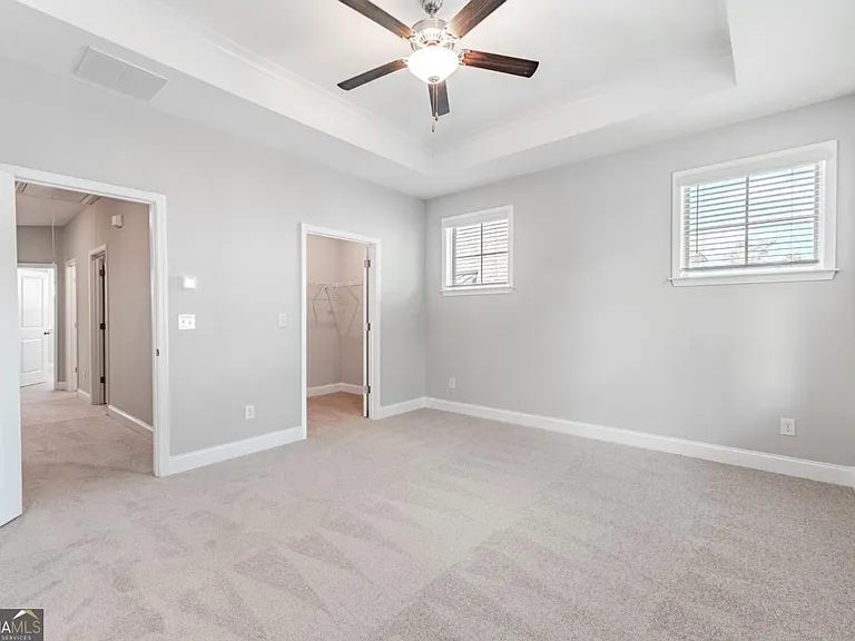 5051 Pinckney Ln — Photo 38