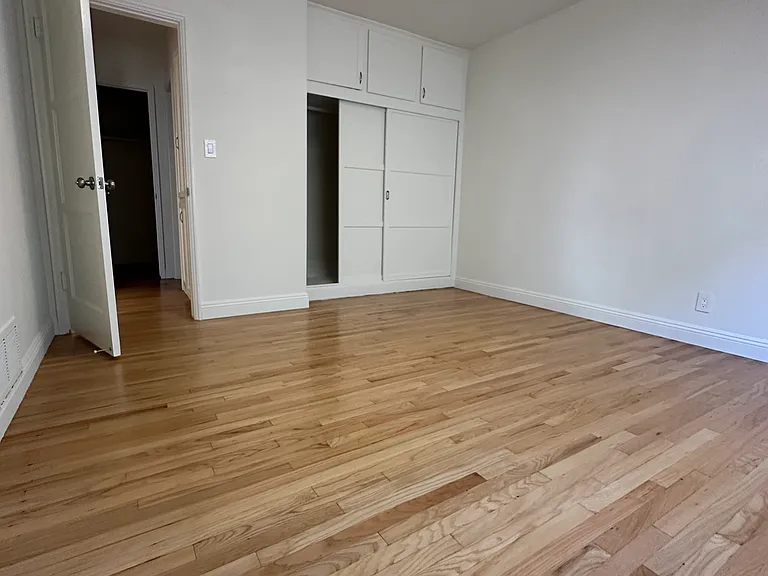 1350 N Hayworth Ave #A — Photo 15