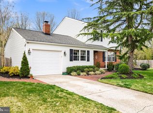 5 Pam Pl, Sicklerville, NJ 08081