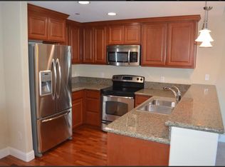 7680 Monterey St #304, Gilroy, CA 95020