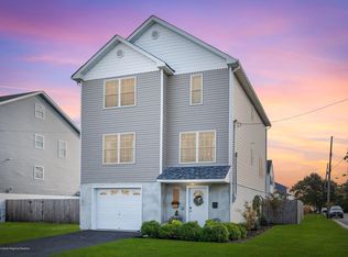 412 Beach View Ave, Union Beach, NJ 07735