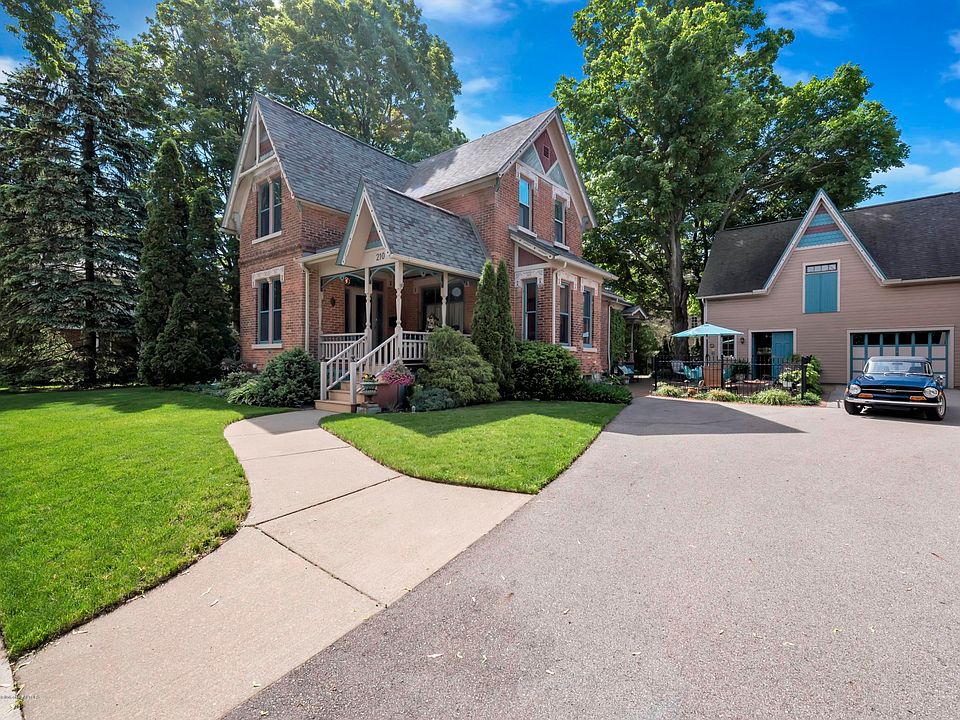 210-East-Maple-Street-Mason-Michigan-win