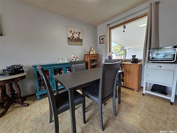 5th image of 531 2nd AVENUE SE