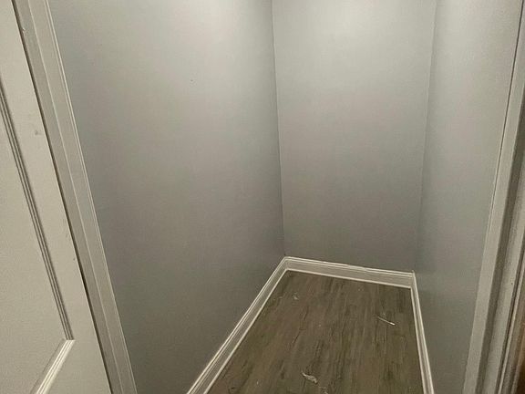 4th image of 846 N Hamlin Ave Floor Basement