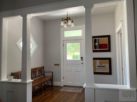 5th image of 2903 Avenue N 1/2