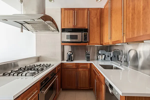Sold by Douglas Elliman | media 4
