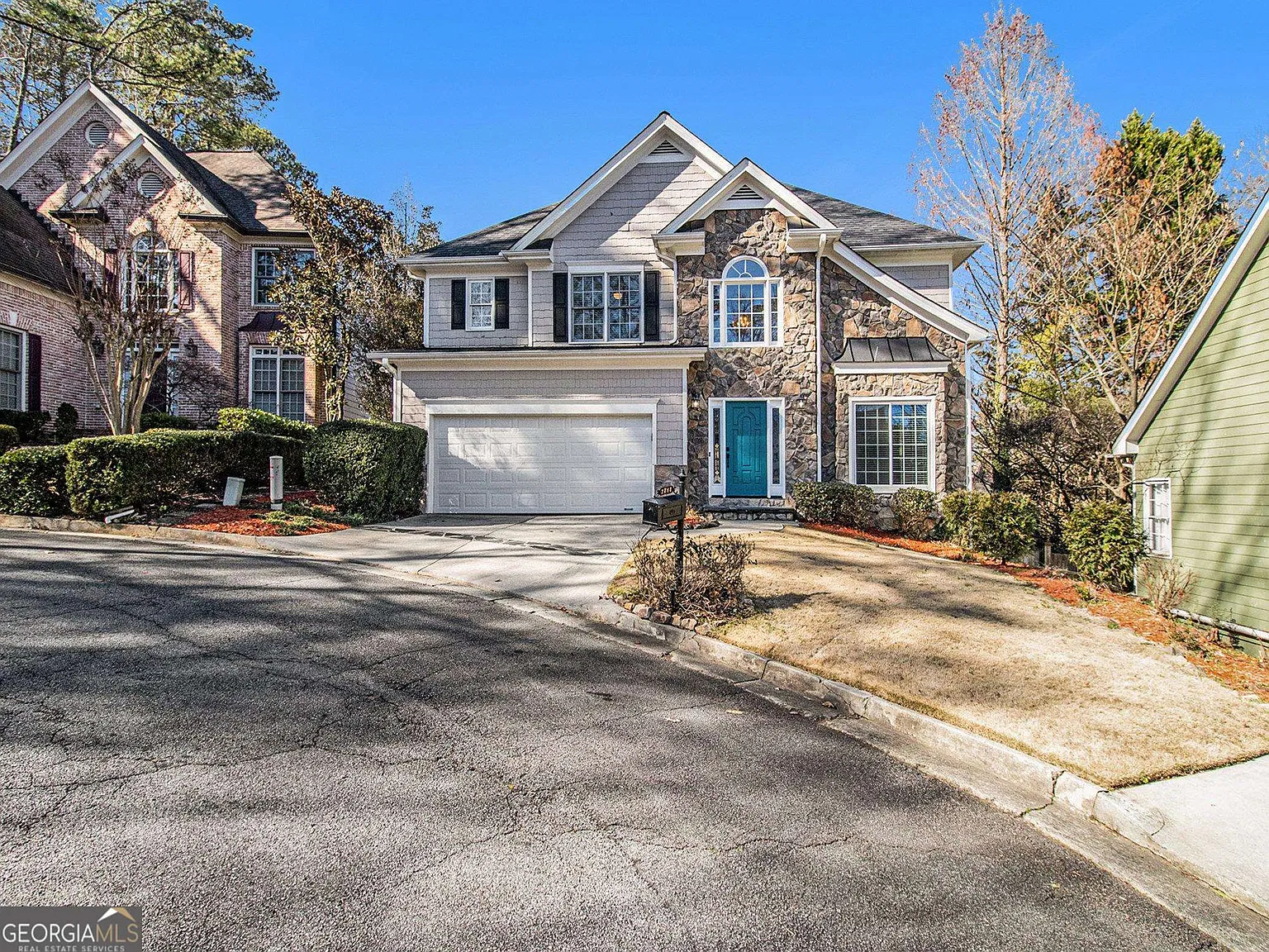 5 bed, 5.0 bath, 3200 sqft, $3,950 — Photo 1