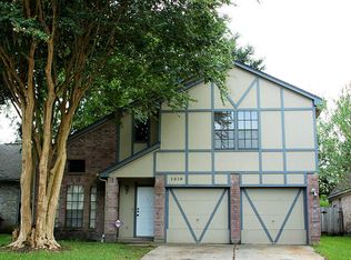 1519 Plumwood Dr, Houston, TX 77014