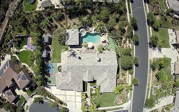 2nd image of 1564 Twin Oaks Cir