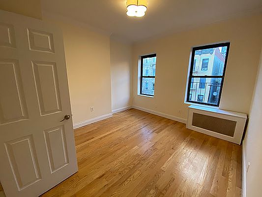 3rd image of 128 E 4th St APT 7