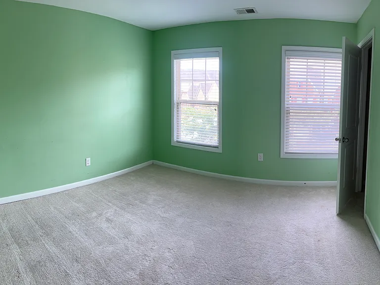 4145 Hammond Bridge Dr — Photo 23