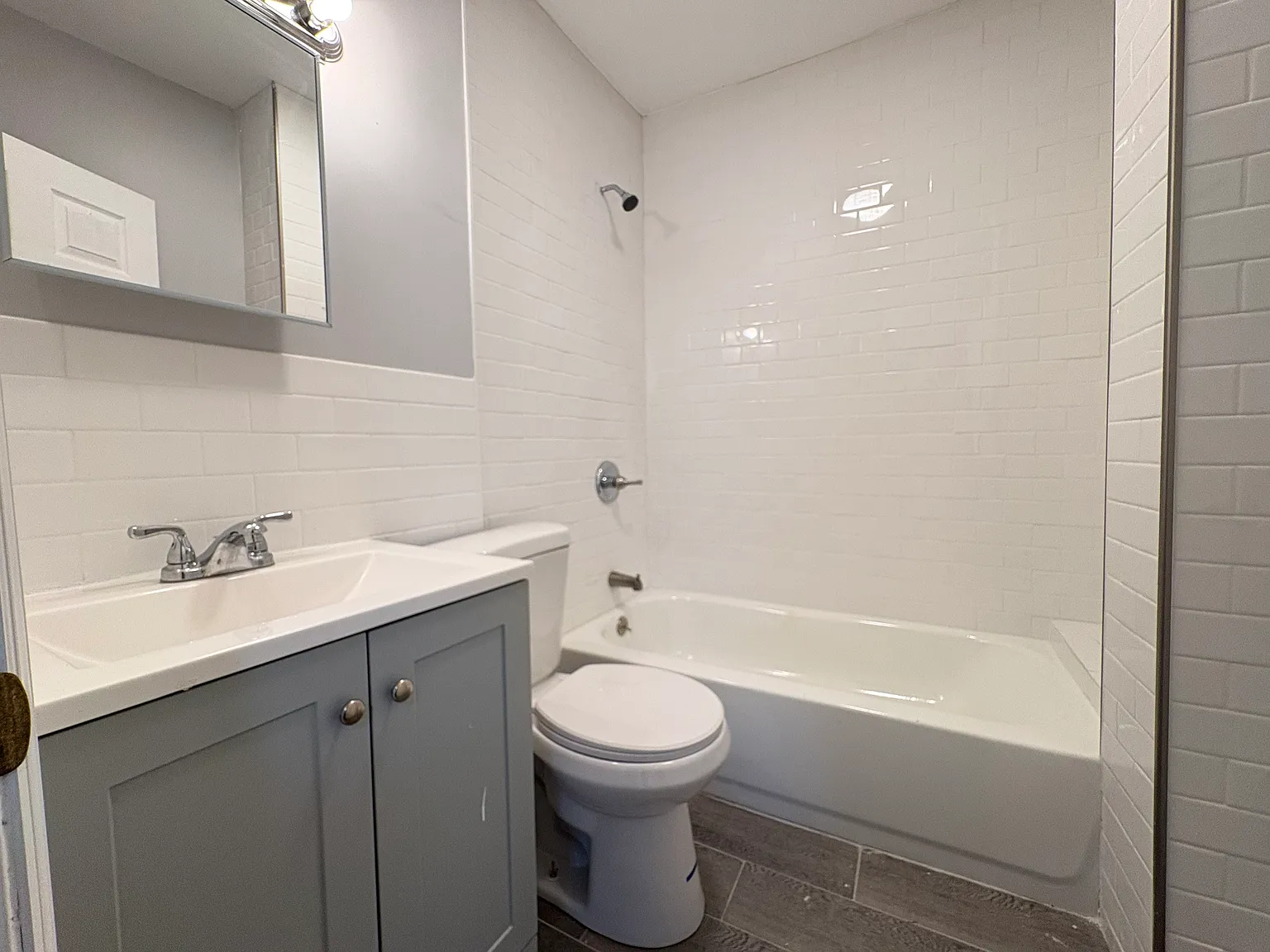 2 bed, 800 sqft, $1,950 — Photo 4