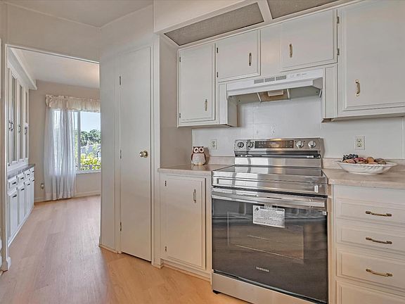 4th image of 2655 Brommer St #34
