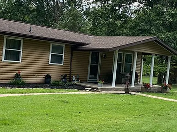 473 Circle Dr, Creal Springs, IL 62922