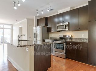 915 N Patrick St APT 302, Alexandria, VA 22314