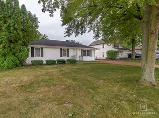 1655 Hilda Dr, Sandwich, IL 60548