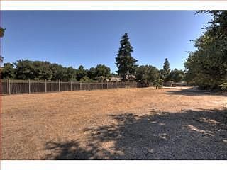 1st image of 0 Pine Ave