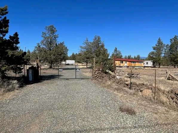 8815 Solomon Rd, Montague, CA 96064