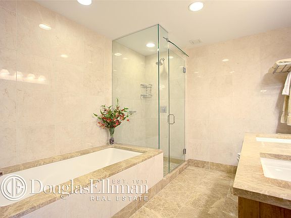 2nd image of 45 Park Ave APT 403