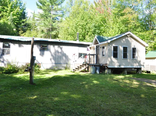 1792 Pushaw Road, Glenburn, ME 04401