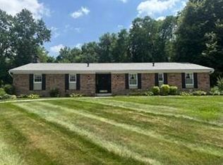 7825 Fairlawn Dr NW, Pickerington, OH 43147