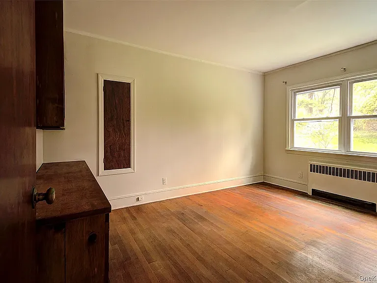 32 Burrow Dr — Photo 8